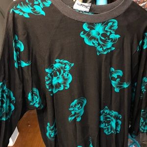 Black with turquoise floral 3/4 length tee
